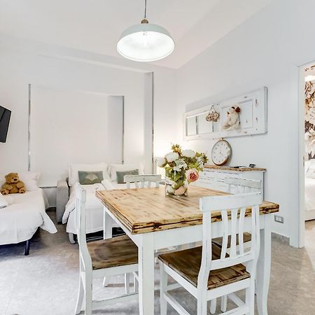 Trevi Fountain - Shabby - Romedreamhome Kültér fotó