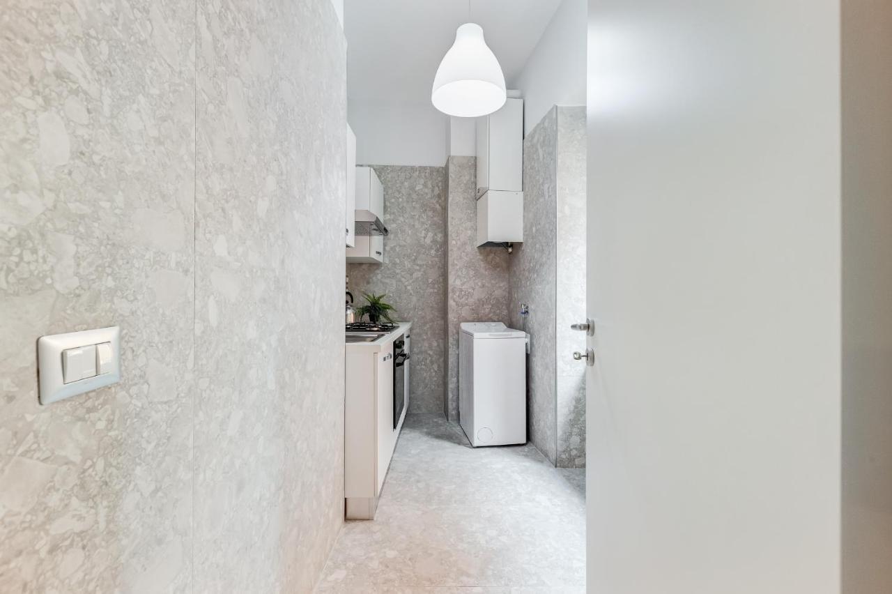 Trevi Fountain - Shabby - Romedreamhome Kültér fotó
