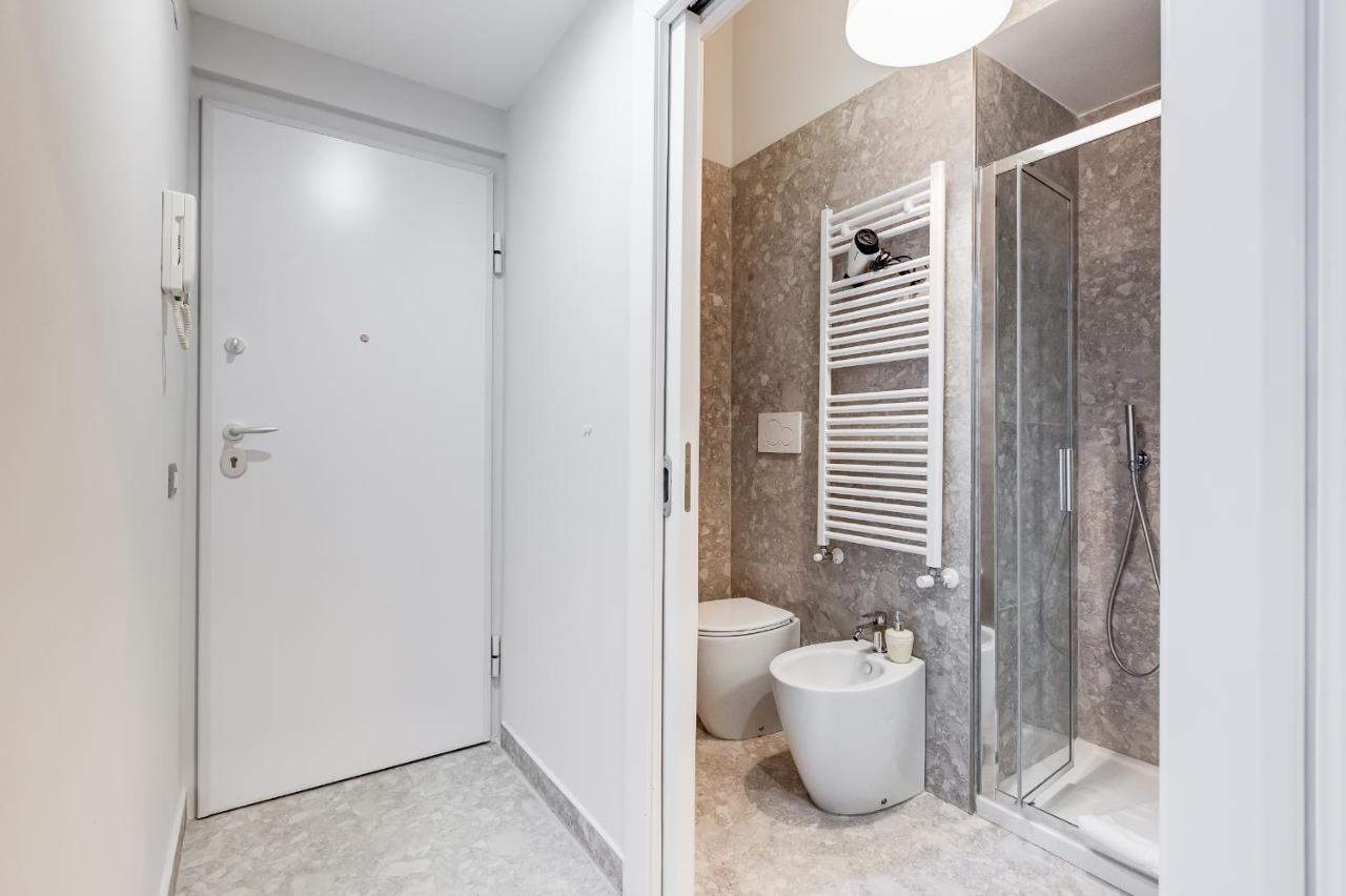 Trevi Fountain - Shabby - Romedreamhome Kültér fotó