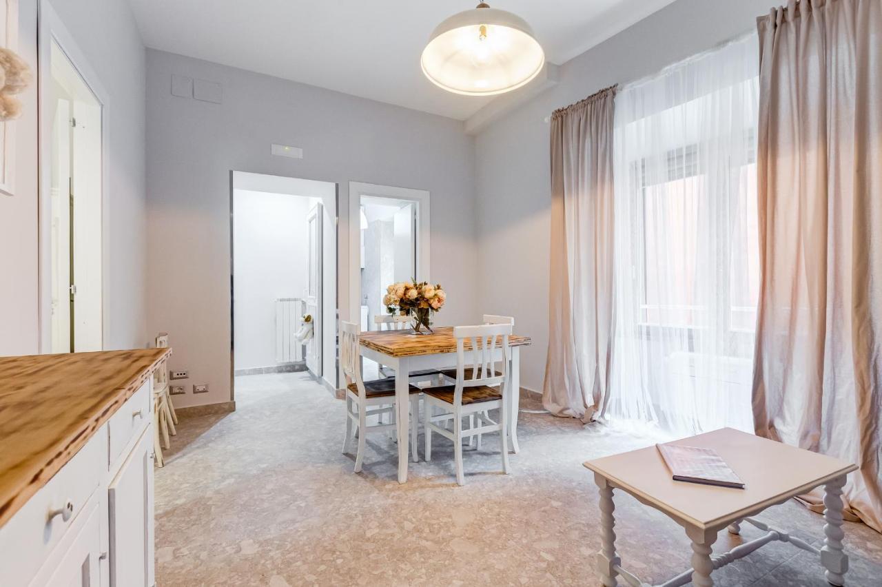 Trevi Fountain - Shabby - Romedreamhome Kültér fotó