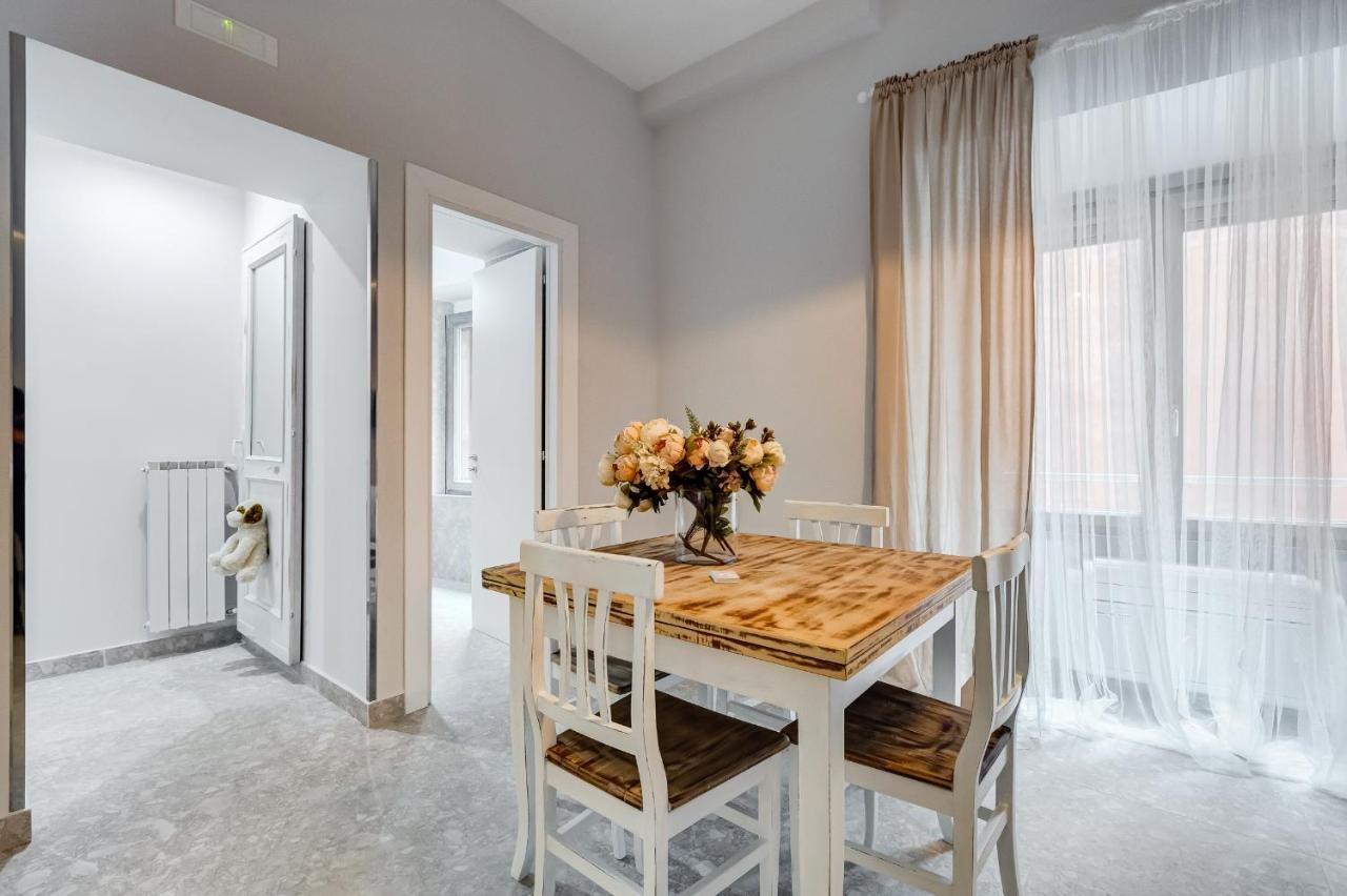 Trevi Fountain - Shabby - Romedreamhome Kültér fotó