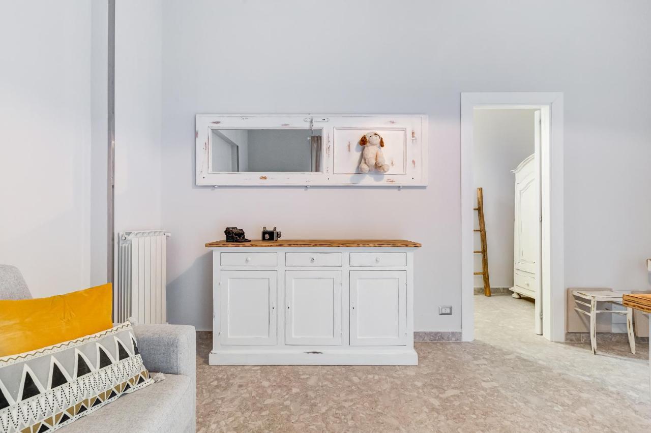 Trevi Fountain - Shabby - Romedreamhome Kültér fotó